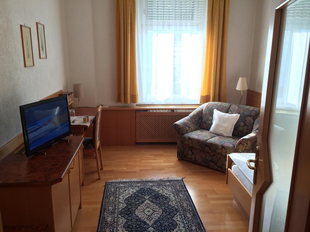Seehotel Schwan Гмунден Экстерьер фото